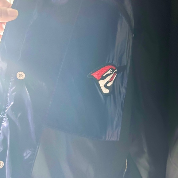 Water resistant and wind tested Coat by Woodpecker is %100 Animal Free (Vegan) - Picture 10 of 12